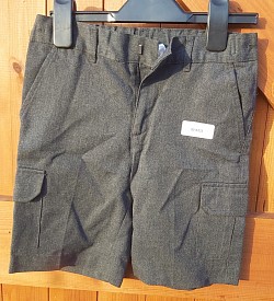 Item Name: G5-6 013 Description: Grey Shorts Condition: Good Size: Aged 6-7 Price: £1.50